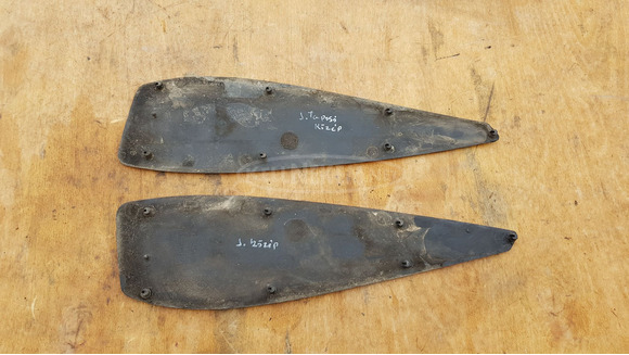 Peugeot Satelis 400 gumiszőnyeg pár középső - 4/6