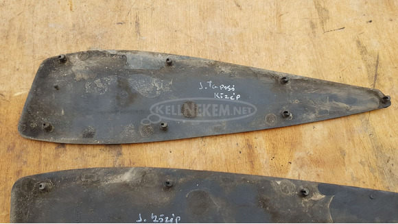 Peugeot Satelis 400 gumiszőnyeg pár középső - 6/6