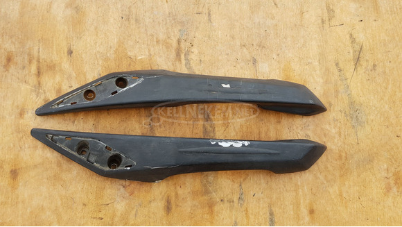 Peugeot Satelis 400 hátsó kapaszkodó pár - 1/8