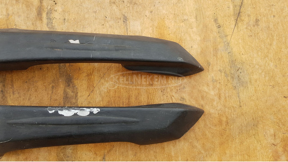 Peugeot Satelis 400 hátsó kapaszkodó pár - 3/8