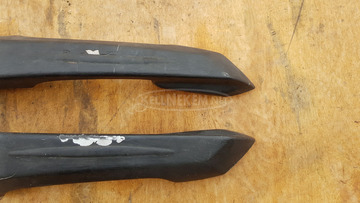 Peugeot Satelis 400 hátsó kapaszkodó pár