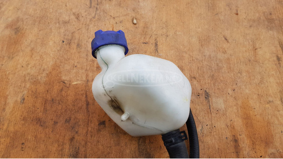 Peugeot Satelis 400 kiegyenlítő tartály