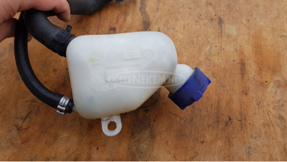 Peugeot Satelis 400 kiegyenlítő tartály