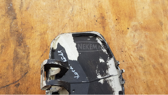 Peugeot Satelis 400 kormány idom középső ajtó - 6/7