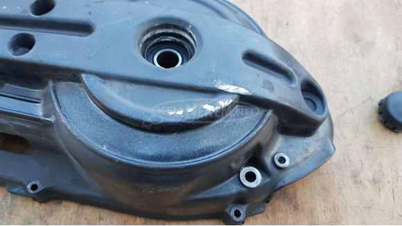 Peugeot Satelis 400 kuplung fedél - 10/10