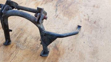 Peugeot Satelis 400 középtámasz