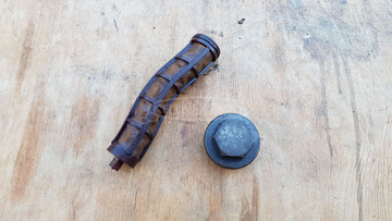 Peugeot Satelis 400 olajleeresztő csavar