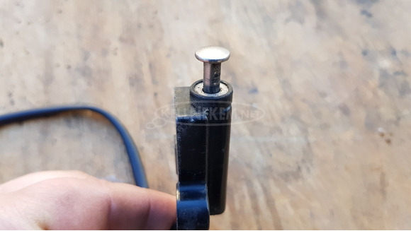 Peugeot Satelis 400 oldaltámasz kapcsoló - 6/6