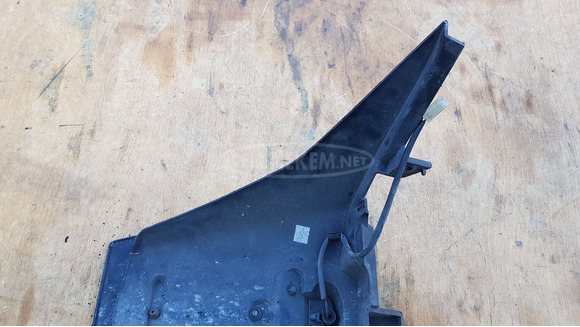 Peugeot Satelis 400 hátsó sárvédő - 7/7