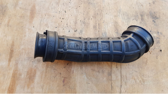 Peugeot Satelis 400 légszűrő cső