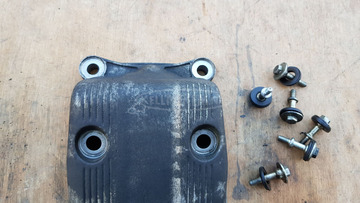 Peugeot Satelis 400 szelepfedél