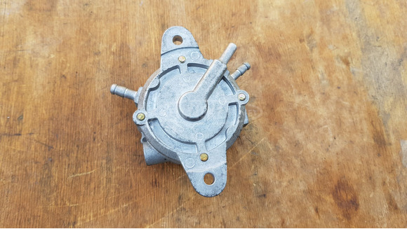 Kymco people 250 benzinpumpa - 2/6