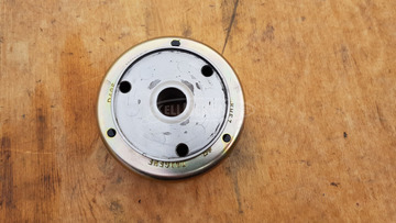 Kymco people 250 lendkerék