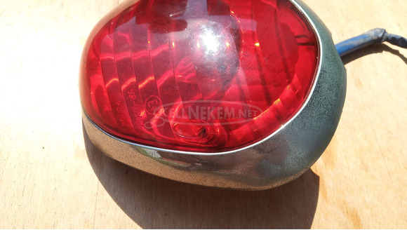 Kymco people 125 - 250 hátsó lámpa - 2/9