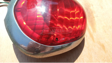 Kymco people 125 - 250 hátsó lámpa