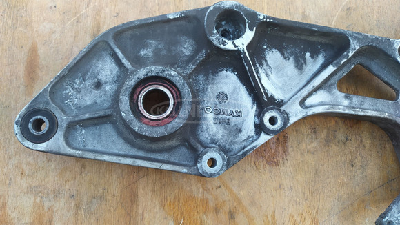 Kymco people 250 hátsó lengőkar