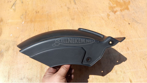 Kymco people 250 hátsókerék feletti idom - 7/8