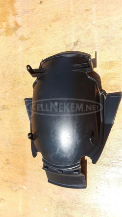 Kymco people 250 hátsó sárvédő felső rész - 1/7