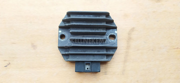 Aprilia Atlantic 125 - 250 feszültségszabályzó