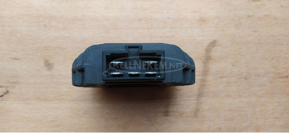 Aprilia Atlantic 125 - 250 feszültségszabályzó - 2/4