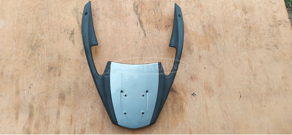 Aprilia Atlantic 125 - 250 hátsó kapaszkodó - 1/8