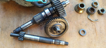 Aprilia Atlantic 200 hátsó végáttétel