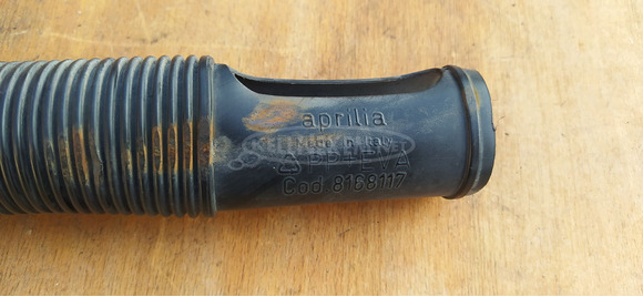 Aprilia Atlantic 125 - 250 szívócső variátorházhoz - 5/5