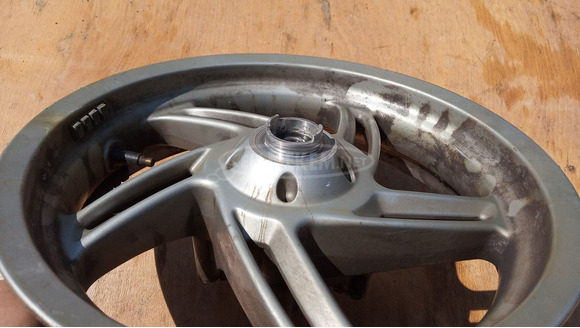 Aprilia Atlantic 125 - 250 első felni