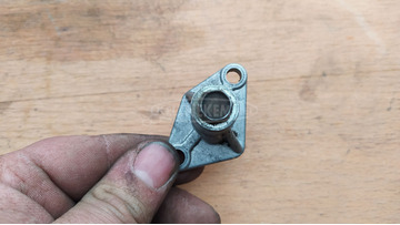 Aprilia Atlantic 125 - 200 láncfeszítő patron