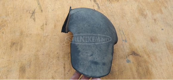 Aprilia Atlantic 125 - 200 hátsó kerék feletti idom - 6/6