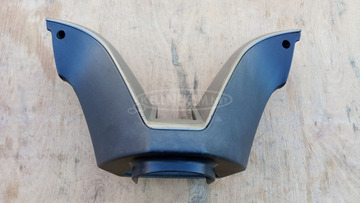 Aprilia Atlantic 125 - 250 kormány idom