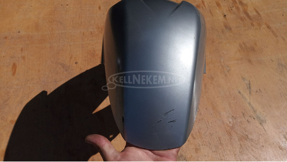 Aprilia Atlantic 125 - 250 első sárvédő sérült - 4/9