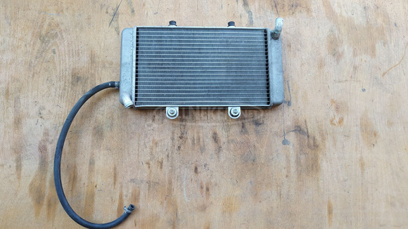 Aprilia Atlantic 500 hűtő