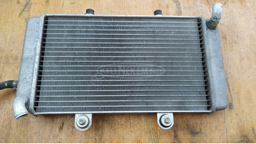 Aprilia Atlantic 500 hűtő