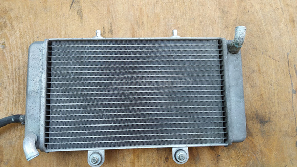 Aprilia Atlantic 500 hűtő