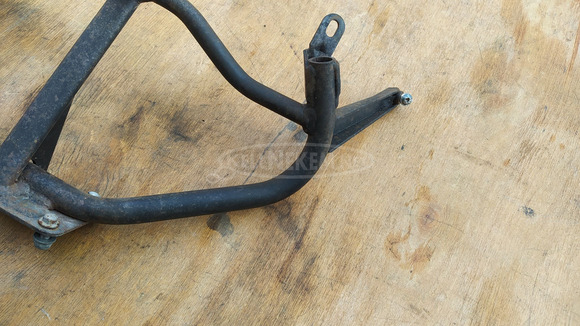 Aprilia Atlantic 500 első idomtartó konzol - 3/10