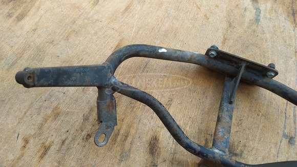 Aprilia Atlantic 500 első idomtartó konzol - 5/10