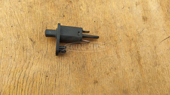 Aprilia Atlantic 500 sisaktartó világítás kapcsoló - 1/4