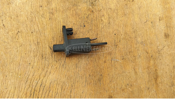 Aprilia Atlantic 500 sisaktartó világítás kapcsoló