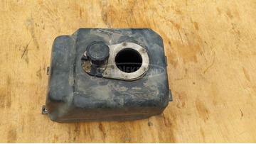 Aprilia Atlantic 500 üzemanyag tank