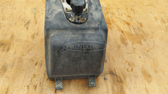 Aprilia Atlantic 500 üzemanyag tank