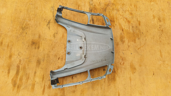 Aprilia Atlantic 500 hátsó idom - 4/8