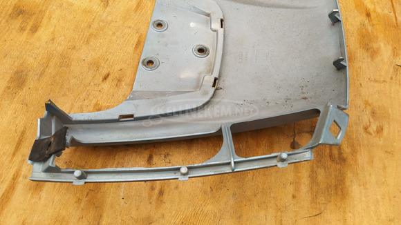 Aprilia Atlantic 500 hátsó idom - 5/8