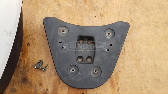 Kymco Agility 125 - 200 hátsó doboz - 2/9