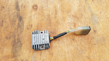 Kymco Agility 125 - 200 feszültségszabályzó