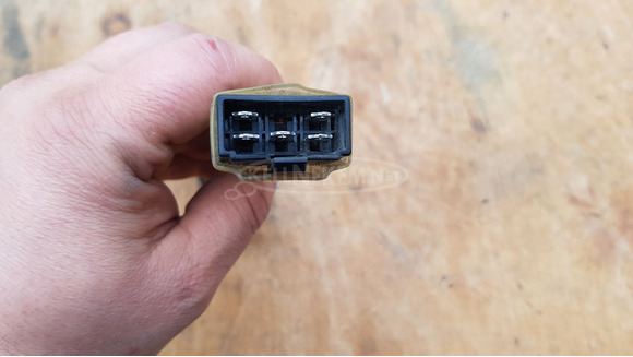 Kymco Agility 125 - 200 feszültségszabályzó