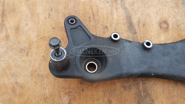 Kymco Agility 125 - 200 hátsó lengőkar