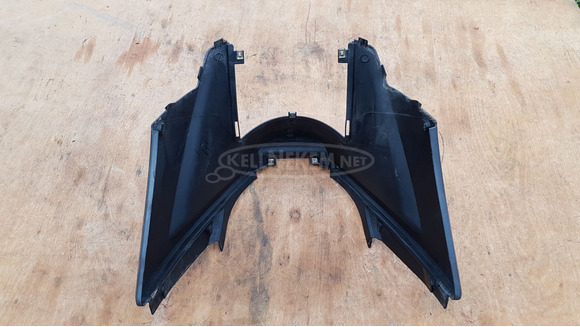 Kymco Agility 125 - 200 ülés alatti burkolat - 4/6