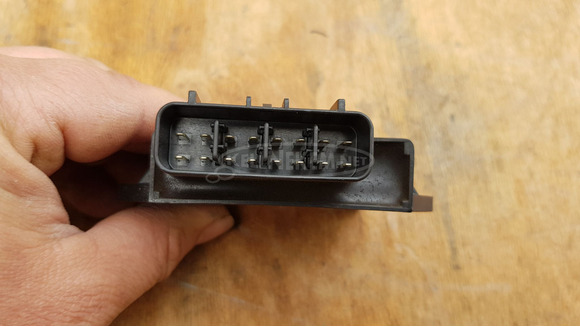 Yamaha Versity xc 300 CDI gyújtáselektronika - 2/5