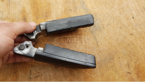 Yamaha Versity xc 300 hátsó lábtartó pár - 6/7